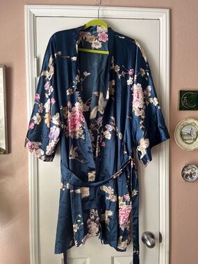 Navy Floral Plus Size Kimono Robe with Crane Print Kim + Ono